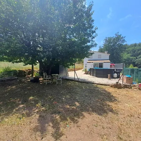 House 4 To 6 People With Pool Vakantiehuis *